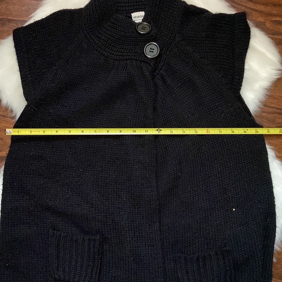 Beautiful black sleeveless sweater cardigan in size XL - Picture 9 of 9